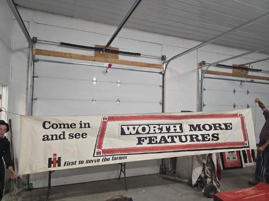 Original banner IH Come in and See Worth More Features 173" by 34" very good condition