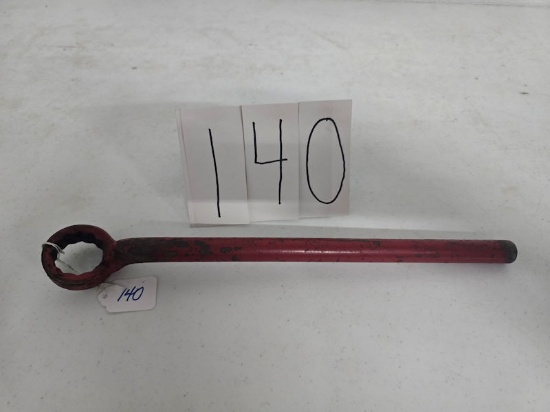IH wheel wrench