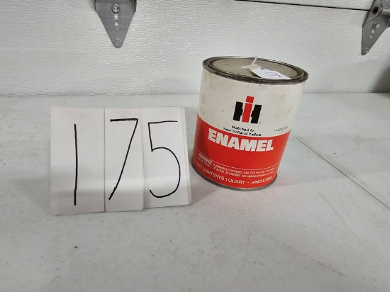 IH 1 qt matched to New Holland Yellow enamel unopened 1132227r1