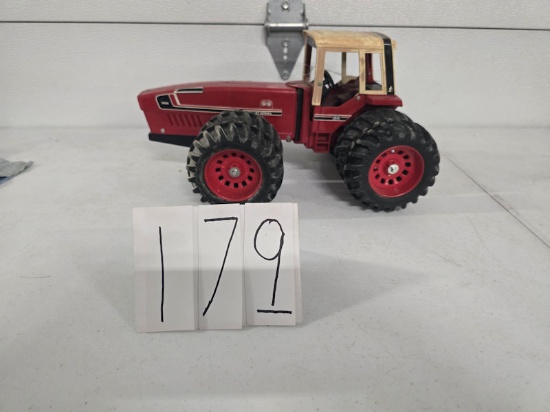 IH 3588 2 + 2 no box fair condition