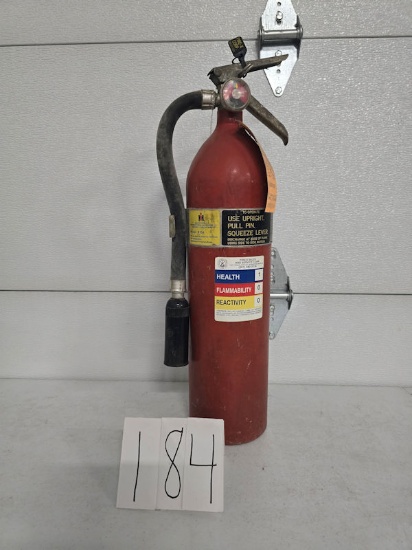 IH fire extinguisher unused good condition model b10a