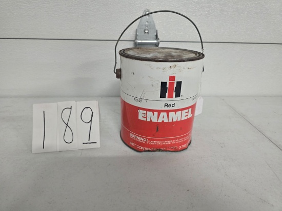 IH Red enamel  pain unopened can in fair condition wih dents