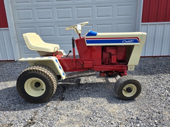 Spirit of 76 Cub Cadet not original condition no mower deck