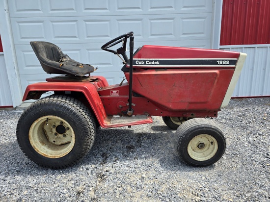1282 CC runs and drives new front tires