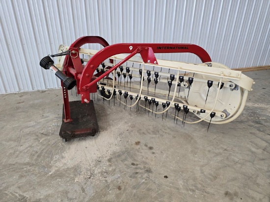 IH Hay Rake 9 3 pt hitch PTO driven restored