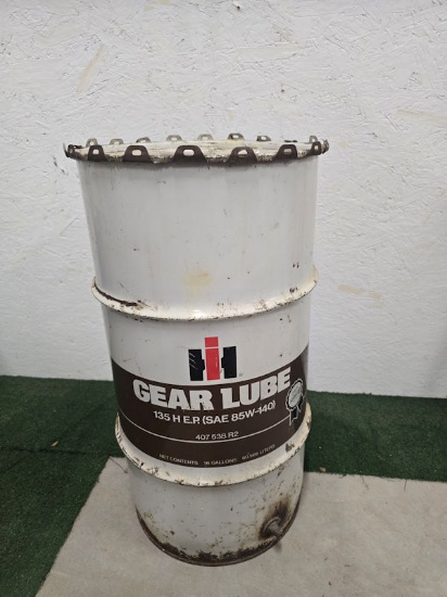 IH gear lube barrel 16 gallon empty fair condition