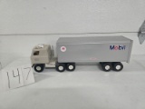 Ertl IH truck with Mobil oil Fairfax VA advertised