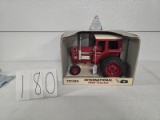 Ertl IH 1568 1/16th scale 4603 stock good condition