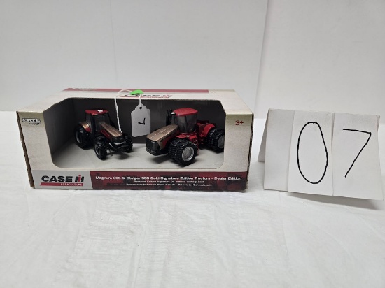 Ertl Case IH Magnum 305 and Steiger 535 gold signature dealer's edition nib