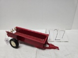 Ertl IH manure spreader no box