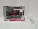Ertl Prestige Collection IH 1066 NIB