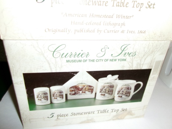 Ny Stoneware Set