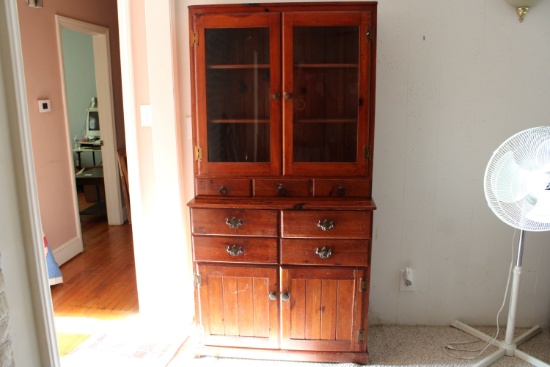 Wood Hutch