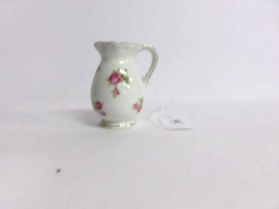 Small Victoria Trinket