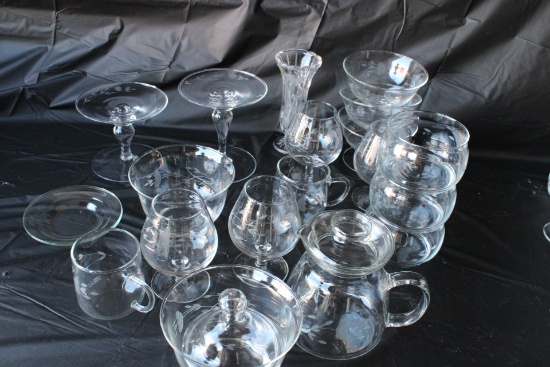 Princess House 17pc Heritage set, 1 glass tea plates and Princess House small vase