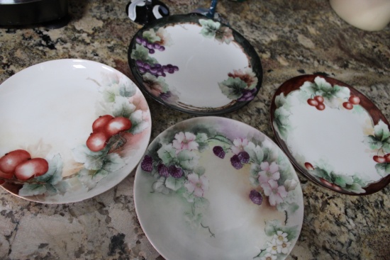 4 BMeom Limoges Plates