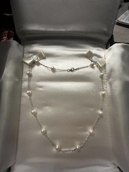 16” 14k gold and pearl necklace