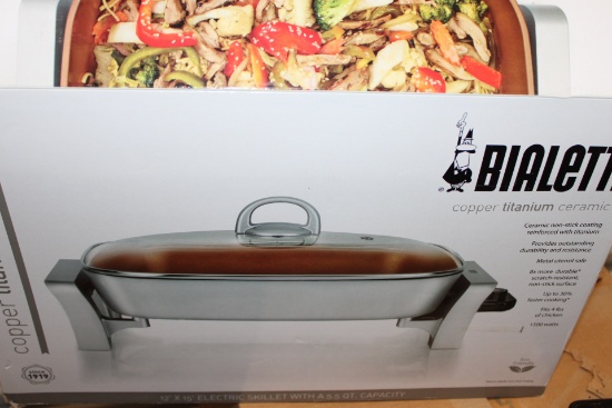 Bialetti Ceramic Electric Skillet