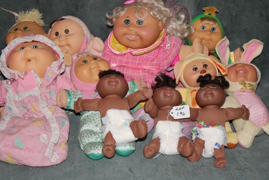 11 Vintage Cabbage Patch Dolls including preemie triplets