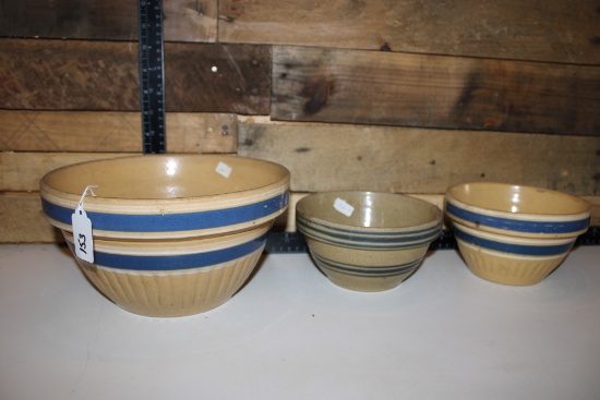 Vintage Yellow ware Blue