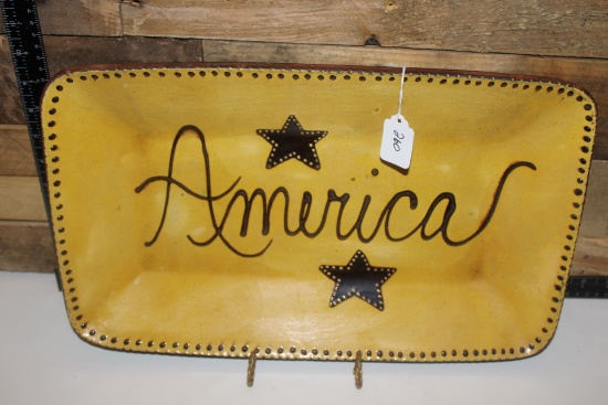 Large Turtlecreek Lead Glaze America Platter. 17x10"