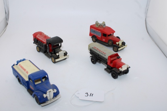 4 Lledo Diecast Cars