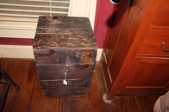 Antique 5 Gallon Glass Crate