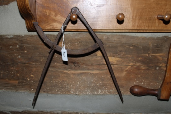 Antique Cast iron Compass Caliber