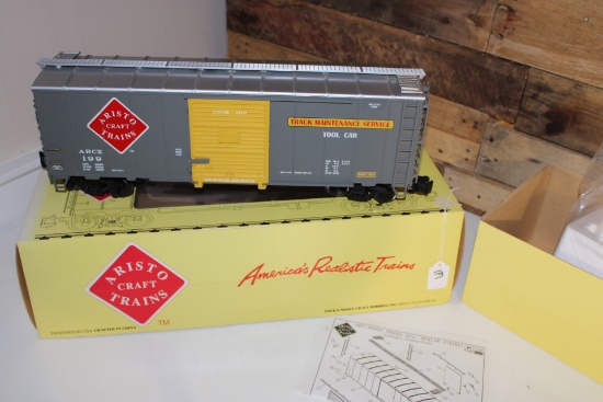 Aristo Craft 1 Guage Steel Box Car.