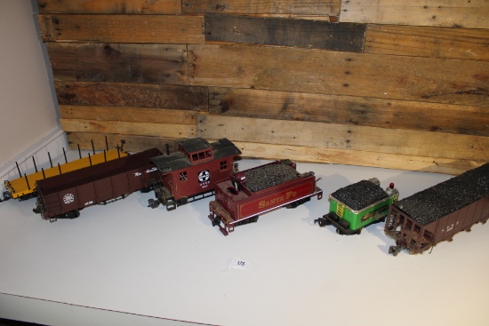 Six Loose Train Cars