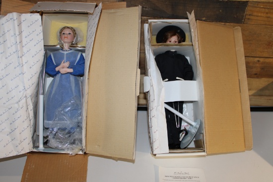 Amish Bride and Groom dolls by Danbury Mint