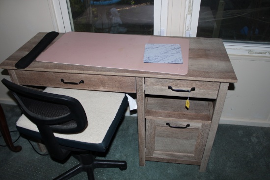 Small Desk and Chair