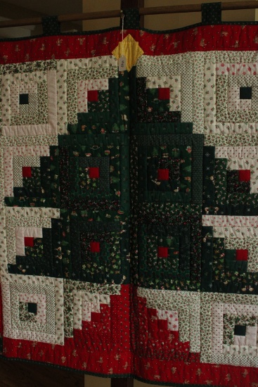 Vintage Hand Stiched Christmas Tree Quilted Wall Hanging