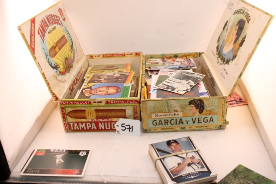 Loose sports trading cards.