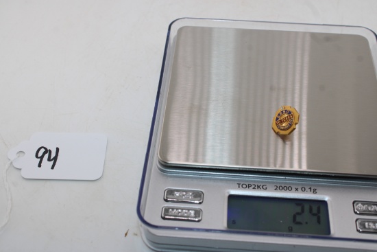 ESSO 20 Years of Service 14kt gold pin 2.4 grams