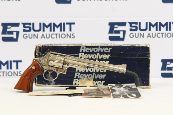 Smith & Wesson 29-2 .44 Magnum | Guns & Military Artifacts | Online ...