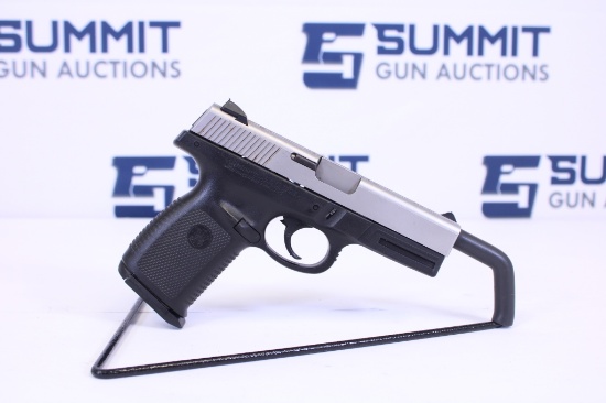 Smith & Wesson SW40VE .40 S&W