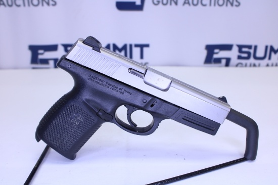 Smith & Wesson SW40VE .40 S&W