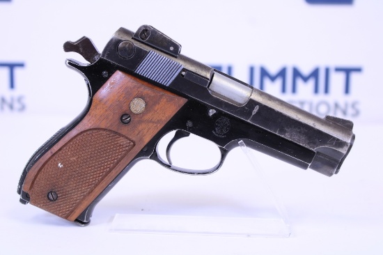 Smith & Wesson Model 439 9mm