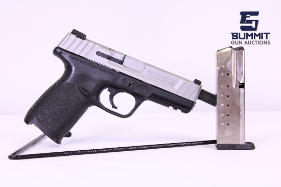 Smith & Wesson SD40VE .40 S&W