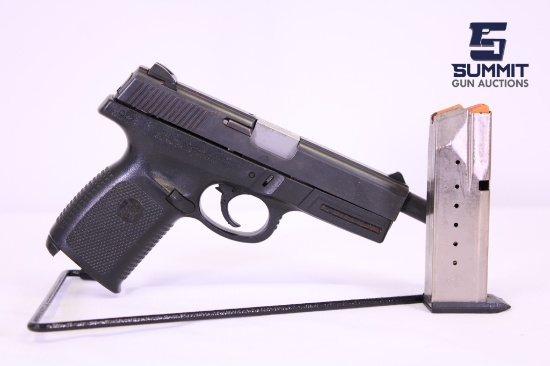 Smith & Wesson SW40VE .40 S&W