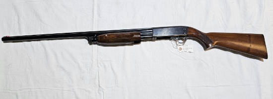 ITHACA Model 37R 16 Guage Pump Shotgun