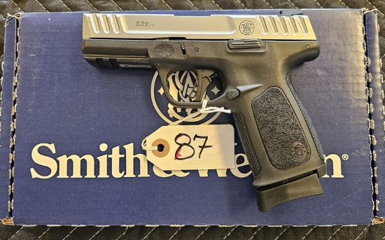 Smith & Wesson 9mm Luger Pistol