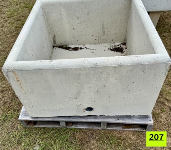 3ft x 3ft Concrete watering trough