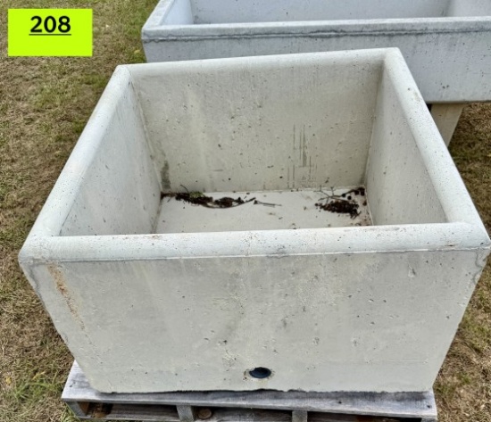 3ft x 3ft Concrete watering trough