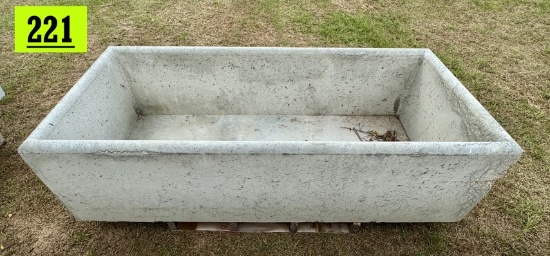 6.5ft x 3ft concrete water trough