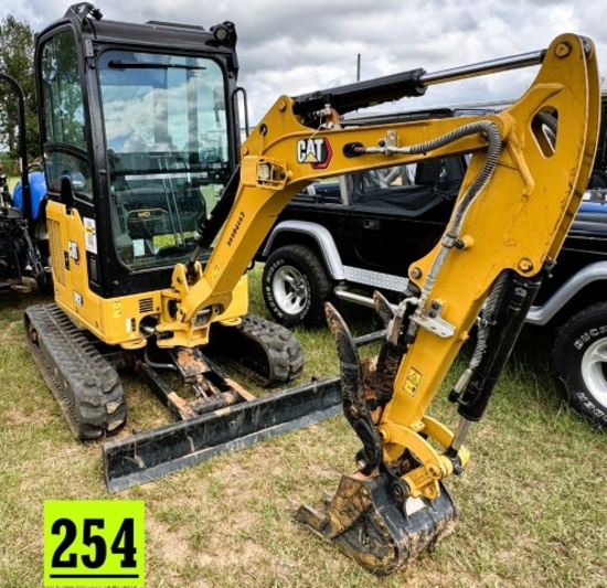 Cat CR302 Mini Excavator