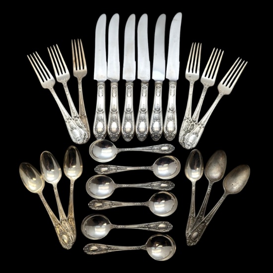 FEATURE Set of 24 Sterling Silver Fontaine by International Vintage Flatware - 2lb 6.5oz