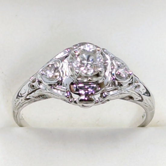 Stunning 18k White Gold Diamond Engagment Ring Sz.