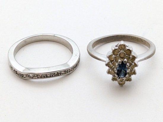 Lot of 2 Ladies Costume Rings